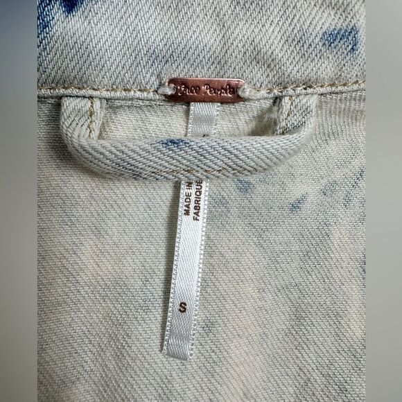 FREE PEOPLE Rumors Denim Jacket Size SMALL - Picture 15 of 16